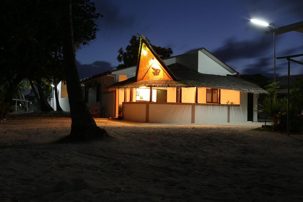 Isle Beach Inn Maldives エクステリア 写真